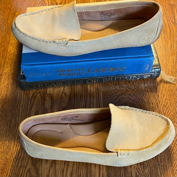 Born Suede Driving Moccasins - Picture 4 of 14